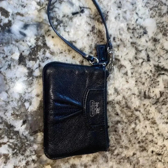 Coach Black leather Legacy wallet/wristlet - Picture 1 of 6